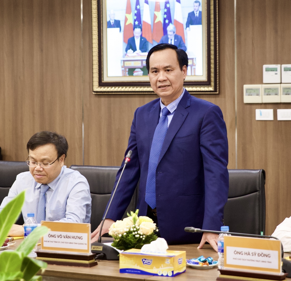 Quảng Trị trao quyết định chủ trương dự án Trung tâm điện khí LNG Hải Lăng trị giá 2,3 tỷ USD
