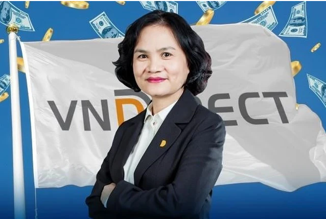 Bà Phạm Minh Hương trở lại "cầm lái" VNDIRECT