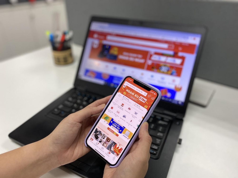 Shopee, Lazada, Tiki, Sendo và Tiktok Shop sẽ chạm mức doanh thu 90.000 tỉ đồng