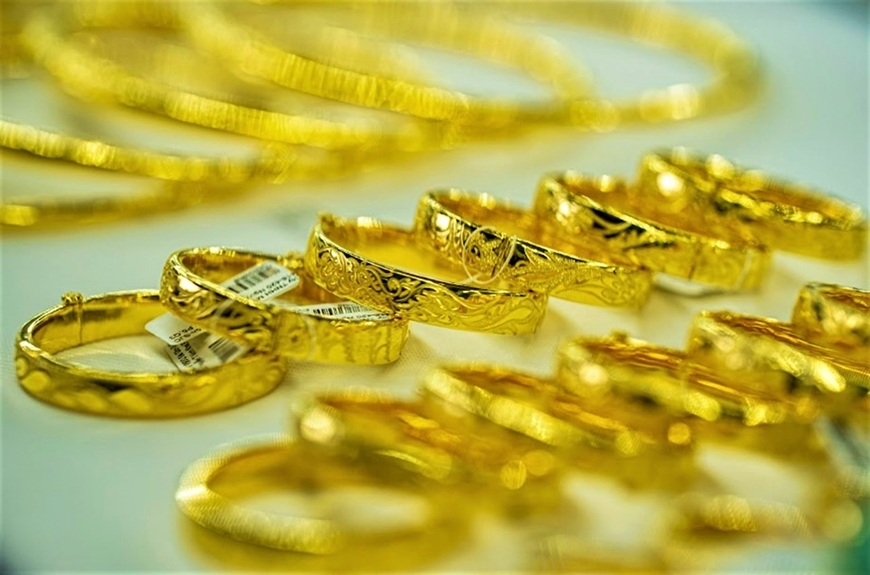 Người mua chịu nhiều rủi ro khi giá vàng miếng SJC chênh lệch ở mức lịch sử so với giá vàng thế giới