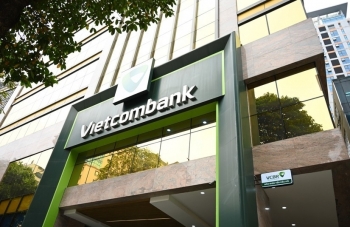 Vietcombank ghi nhận tín dụng và huy động đều sụt giảm trong quý I/2024, nợ xấu tăng lên 1,22%