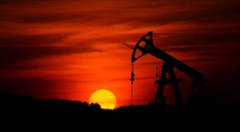 Giá xăng dầu hôm nay 2/5/2024: Xăng trong nước sẽ tăng trở lại?