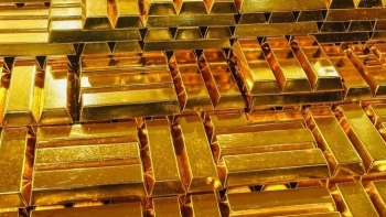 Chưa từng có trong lịch sử: Thế chấp 83.000kg vàng giả để vay gần 3 tỷ USD, hé lộ chiêu thức đằng sau lô vàng 'nguyên chất' bọc hợp kim đồng