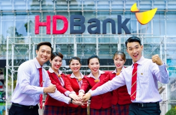 Giá cổ phiếu lập đỉnh thời đại, HDBank (HDB) ẵm luôn vị trí Top 1 tăng trưởng NIM toàn ngành