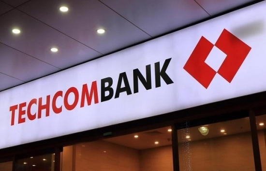 Techcombank là ngân hàng đầu tiên giảm lãi suất trong tháng 10