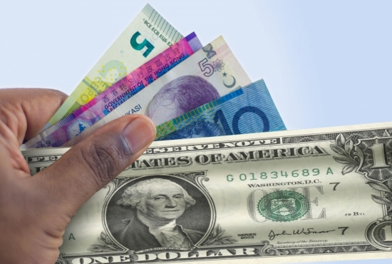 Tỷ giá ngoại tệ hôm nay 13/9/2020: USD “chợ đen” giảm 10 đồng